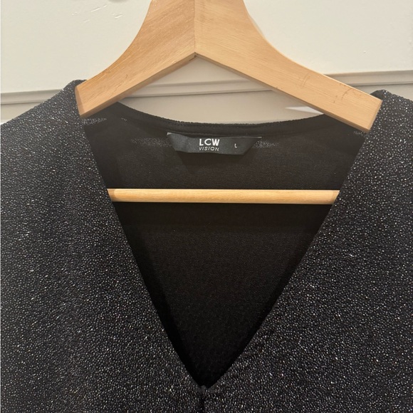 Blouse size medium - Picture 3 of 9